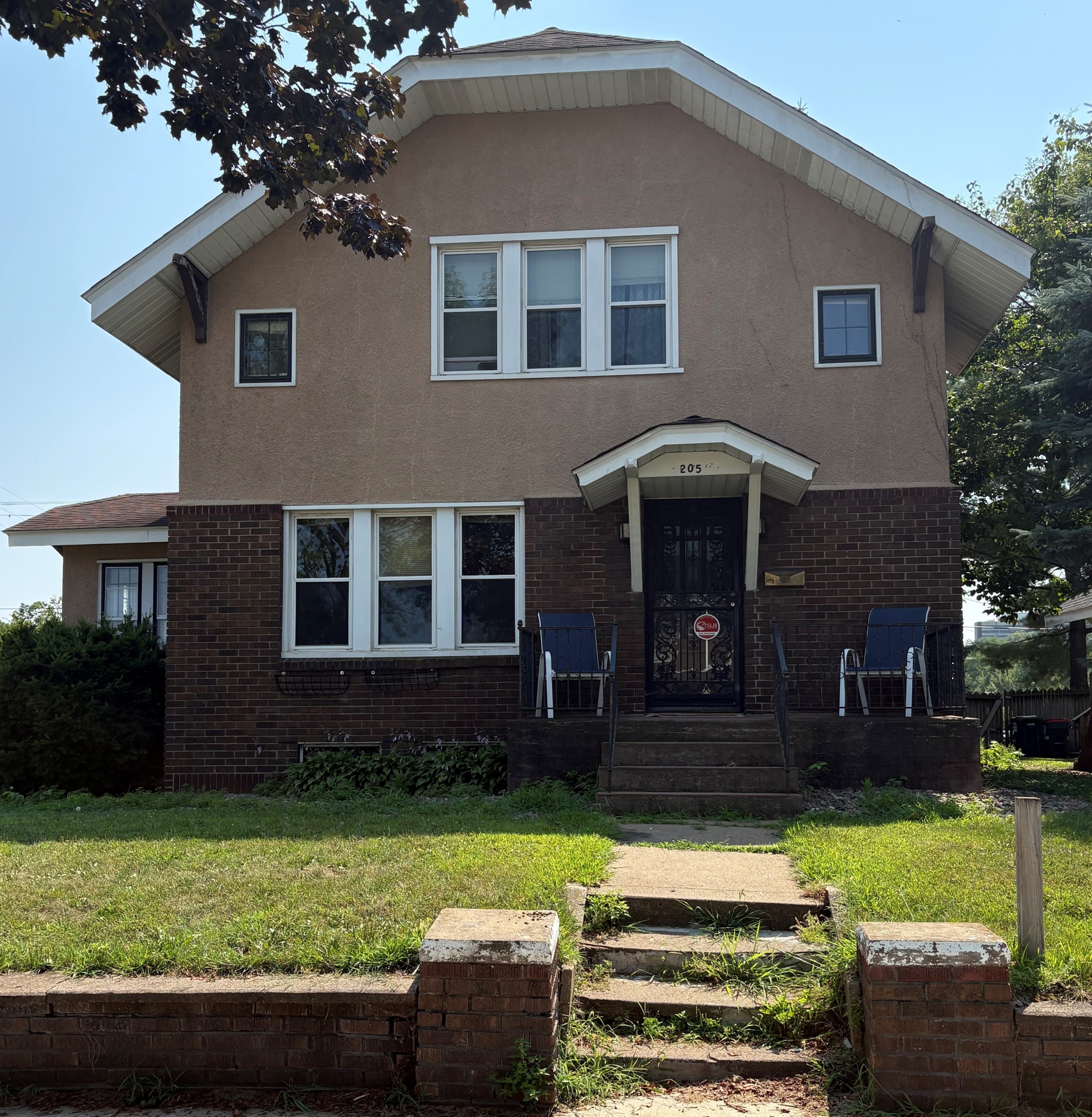 205 Chippewa St.