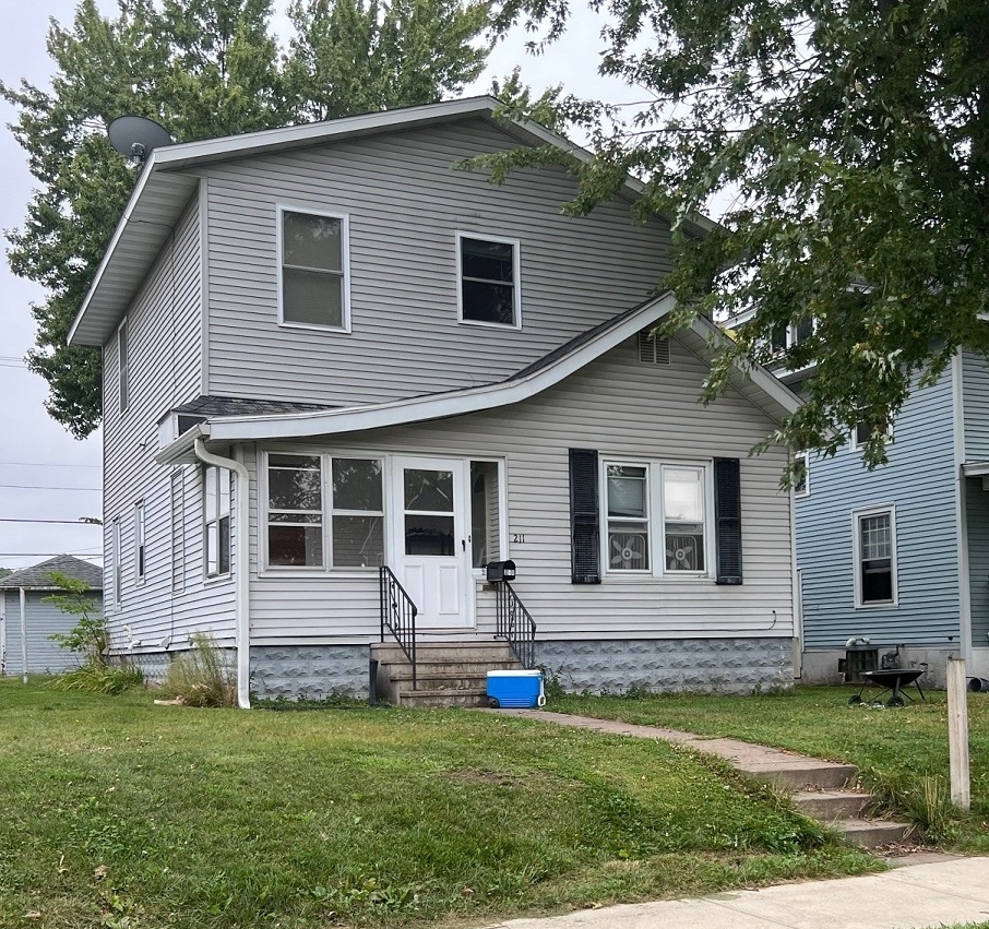 211 Chippewa Street