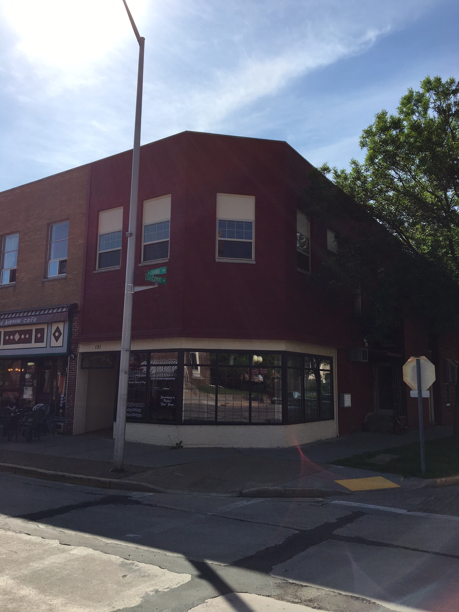 121 W. Grand #1