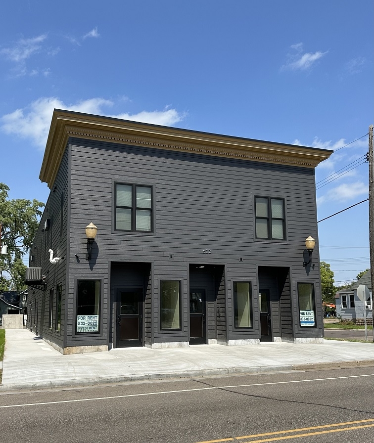 602 Water St #3
