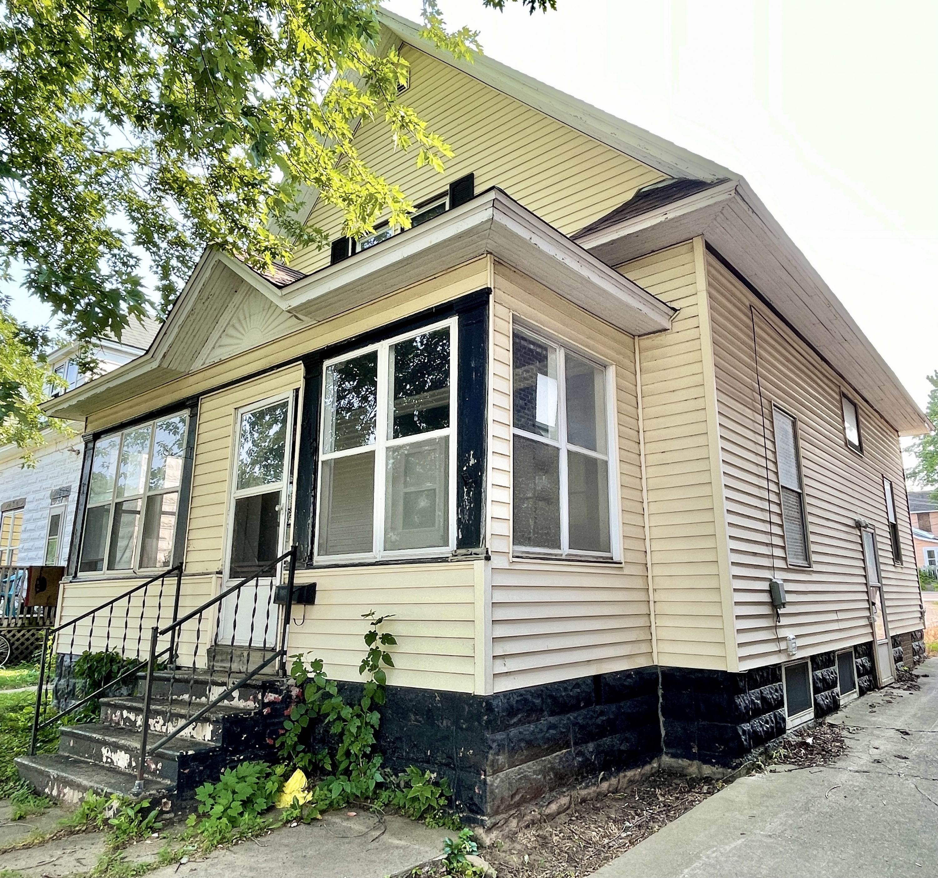 415 Hobart